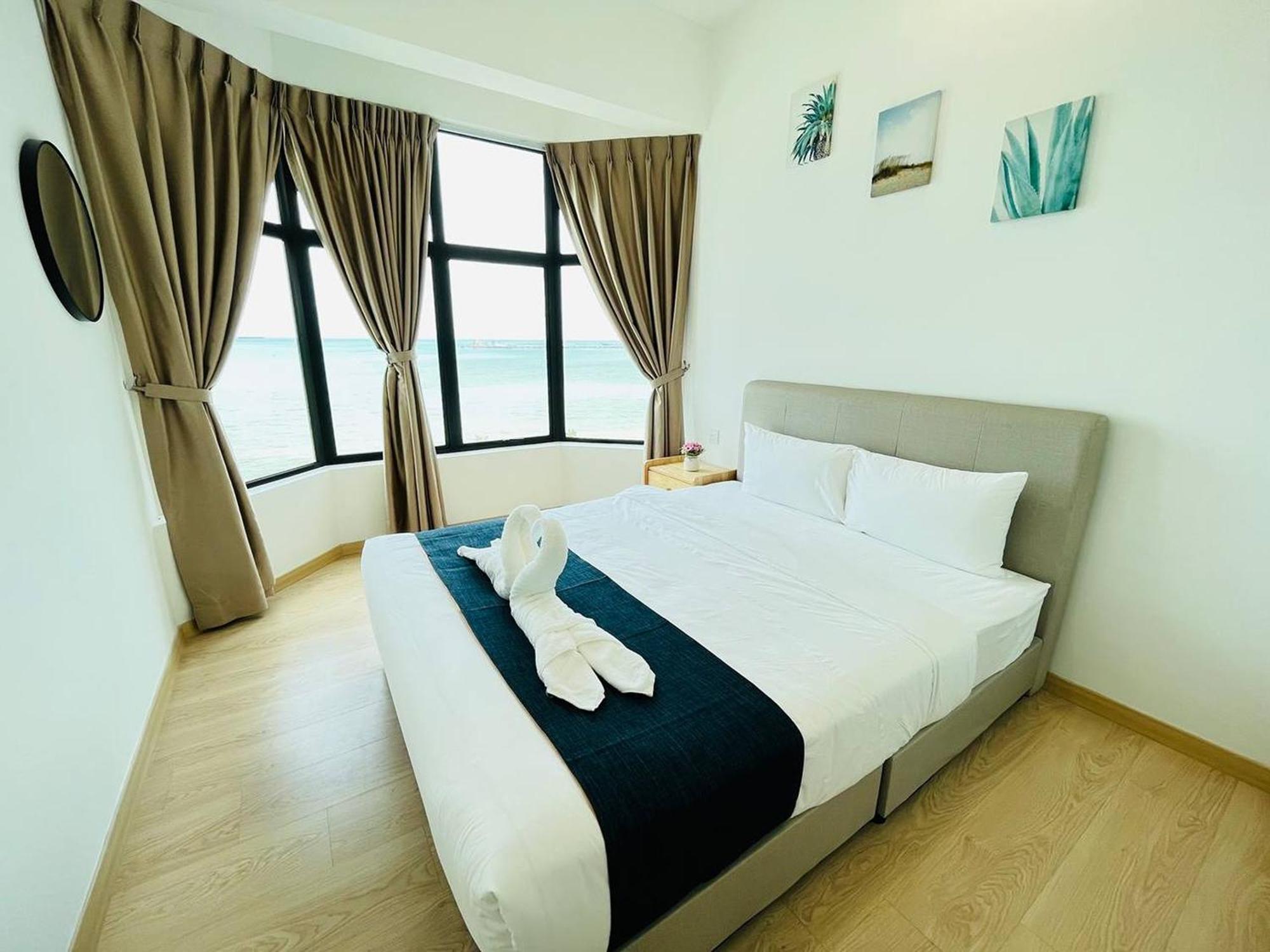 Mutiara Melaka Beach Resort By Glex Tangga Batu Buitenkant foto