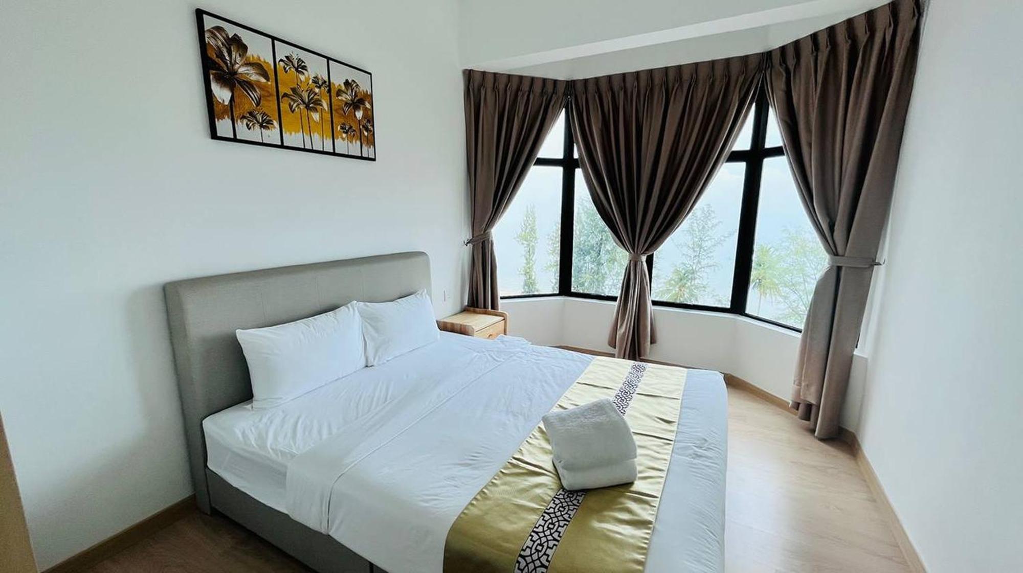 Mutiara Melaka Beach Resort By Glex Tangga Batu Buitenkant foto