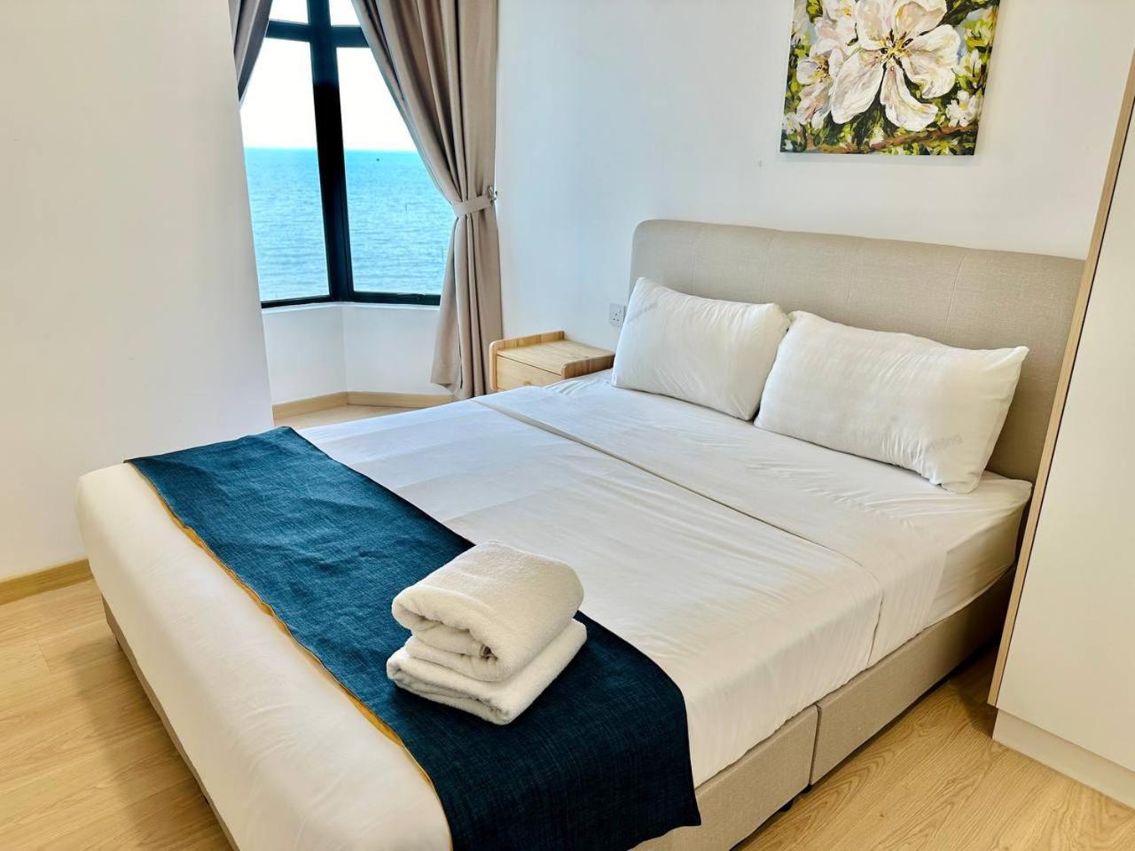 Mutiara Melaka Beach Resort By Glex Tangga Batu Buitenkant foto