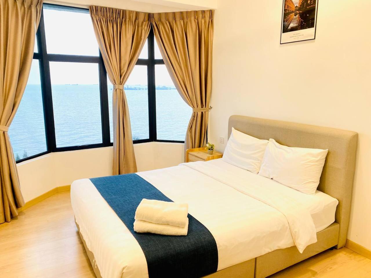 Mutiara Melaka Beach Resort By Glex Tangga Batu Buitenkant foto